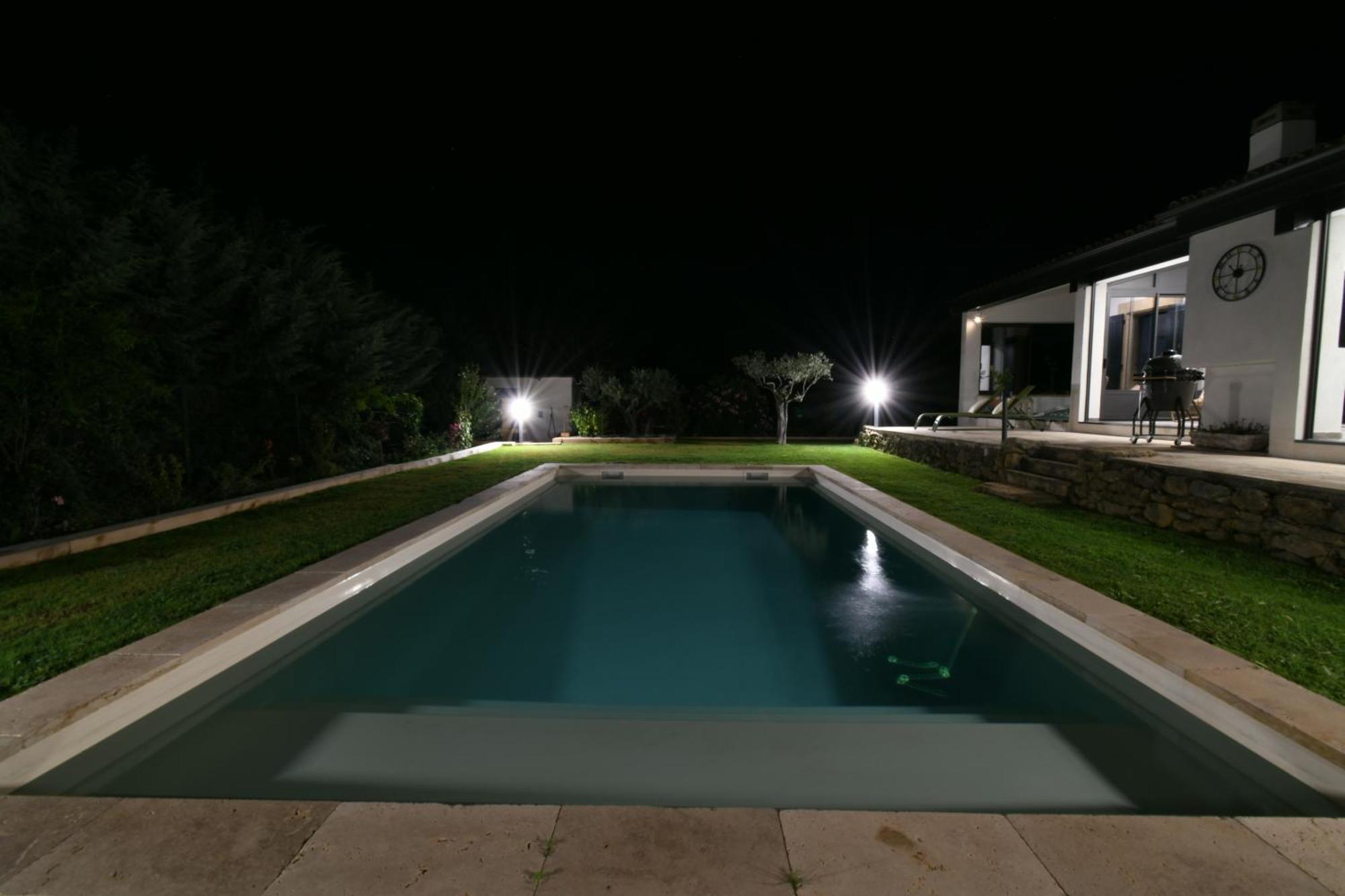Une Nuit En Luberon Puyvert Exterior photo