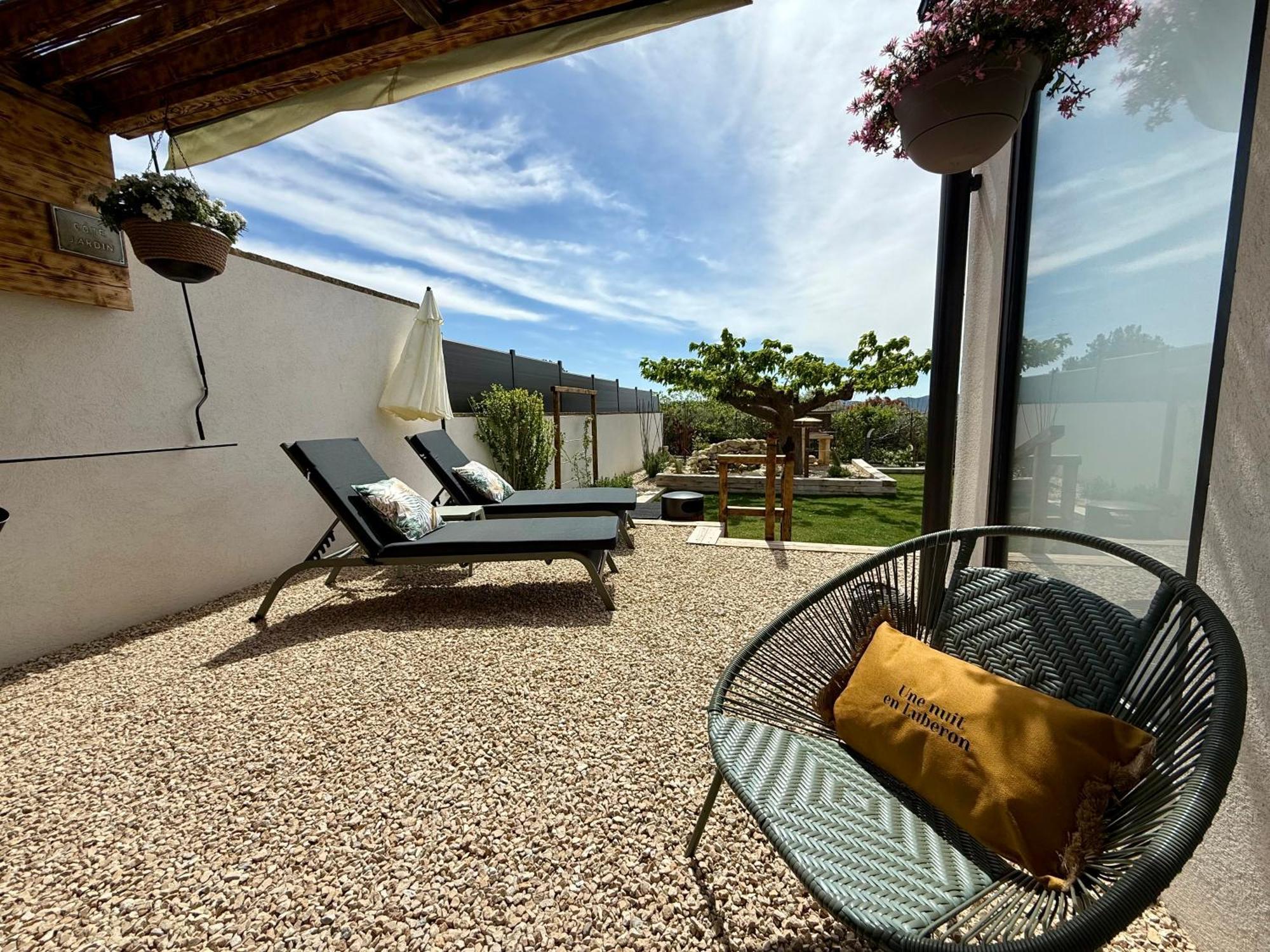 Une Nuit En Luberon Puyvert Exterior photo
